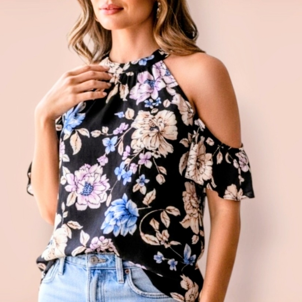 💠NWT XS Iz Byer Black Floral Off The Shoulder Floral Top